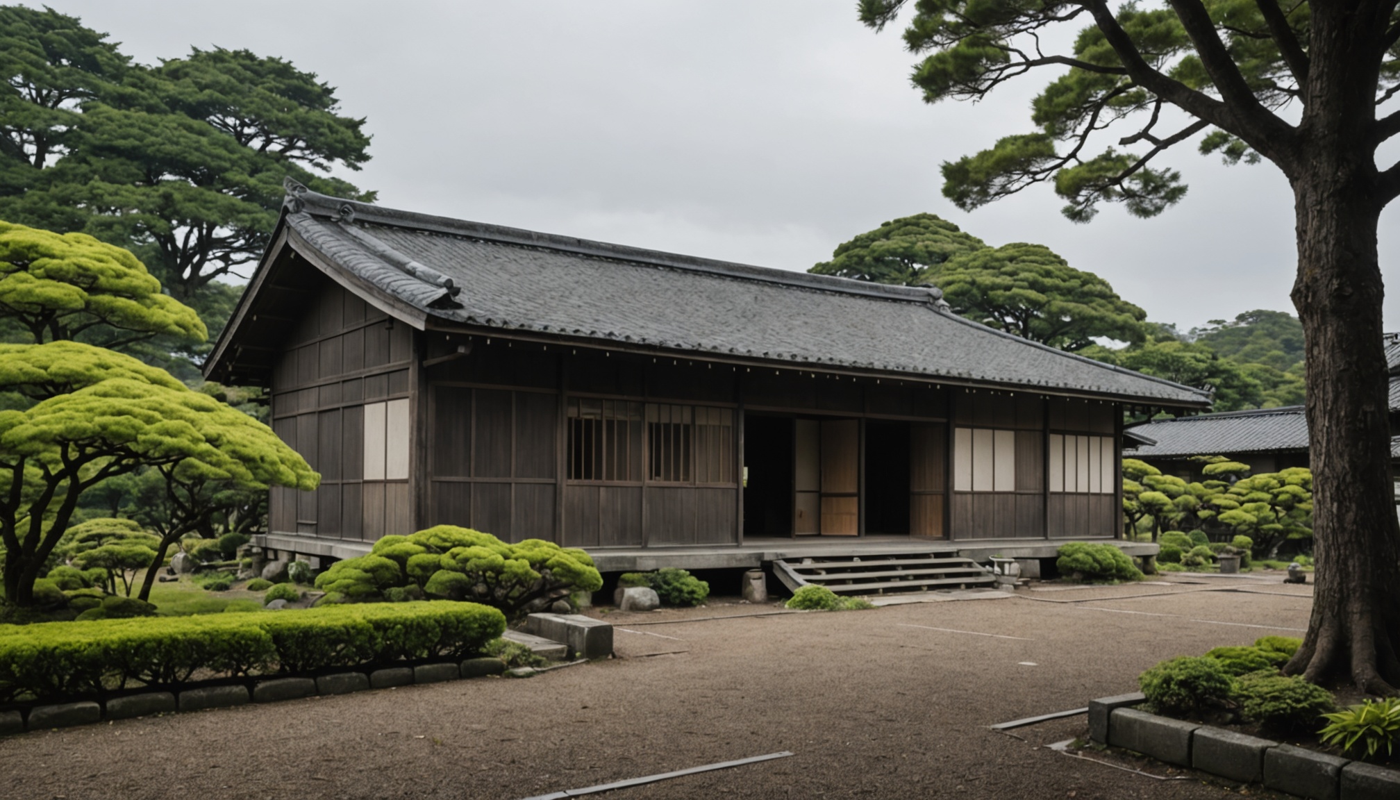 An Eight-Room 1952 House on 887 m² near Yukuhashi